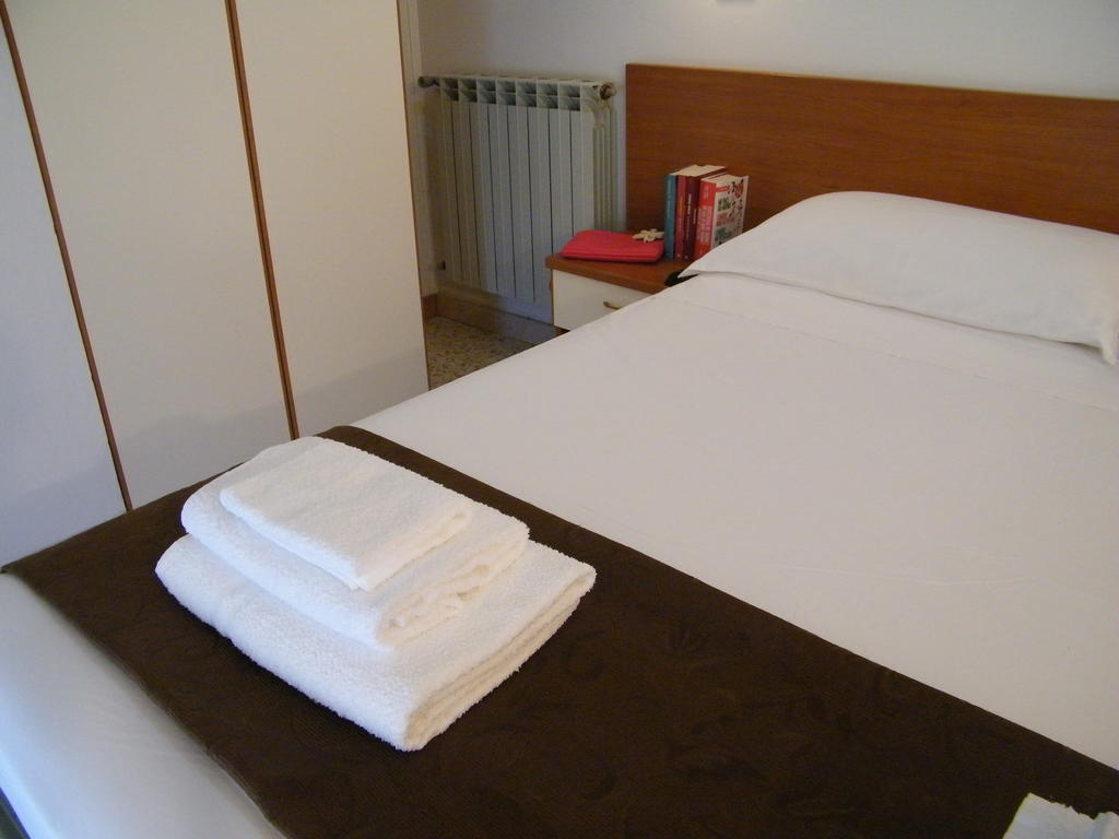 Hotel Nuovo Fiore Католика Стая снимка