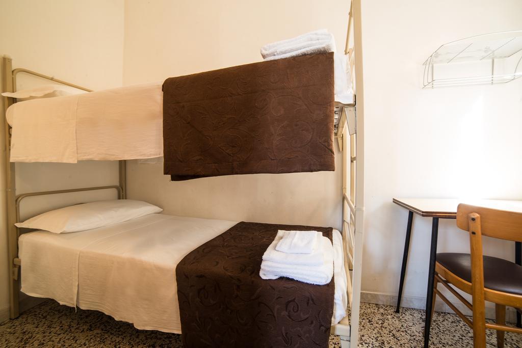 Hotel Nuovo Fiore Католика Стая снимка