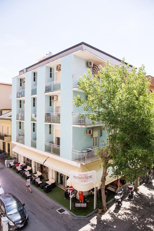 Hotel Nuovo Fiore Католика Екстериор снимка